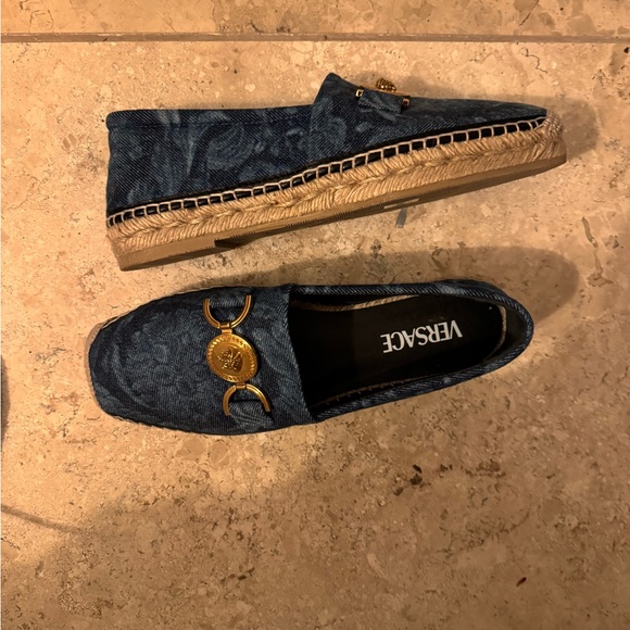 Versace Barocco Medusa '95 Blue Denim Espadrilles New - Picture 5 of 7